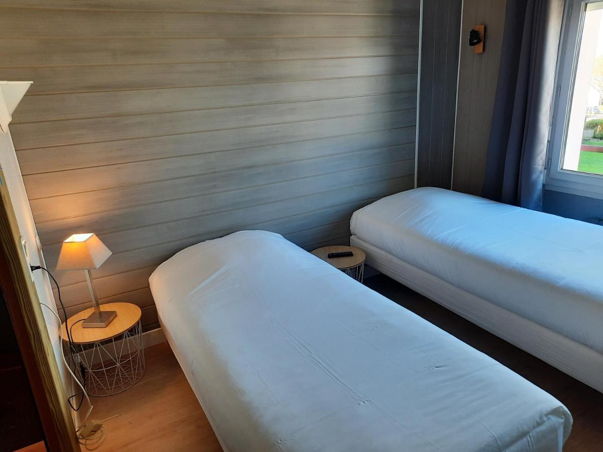 Hotel Des Iles Theix Εξωτερικό φωτογραφία